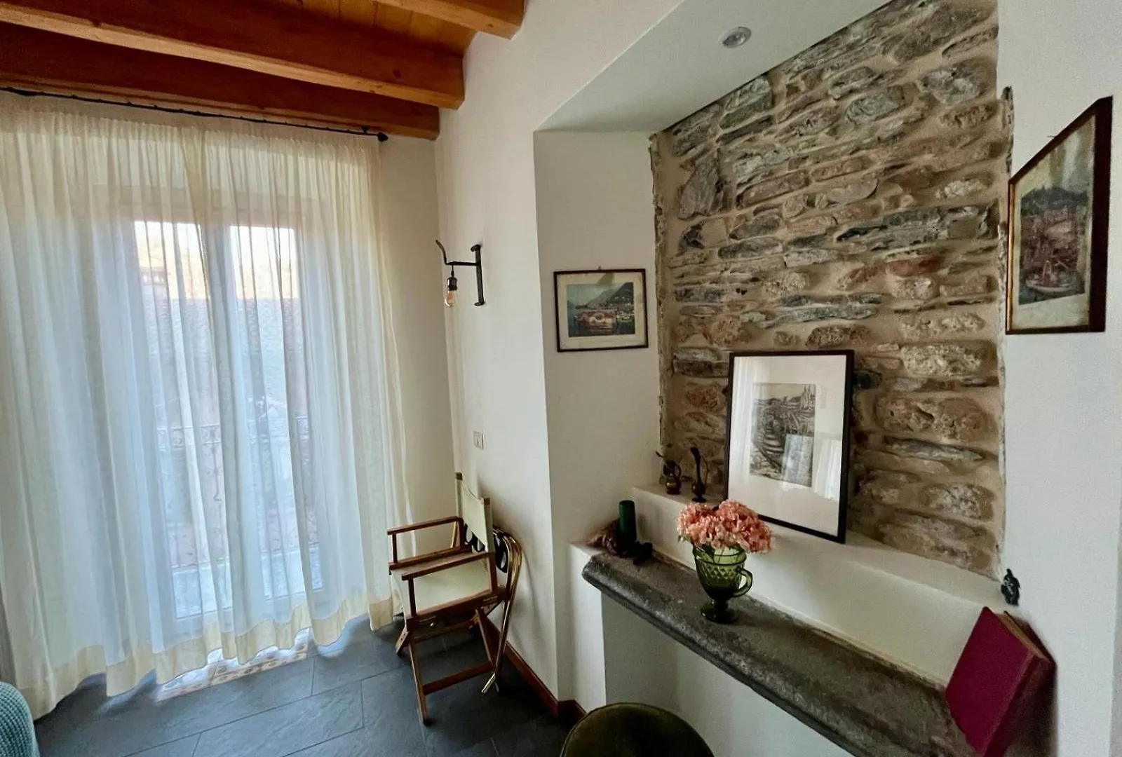 La Corte Del Governo 565 Lezzeno Bed & Breakfast